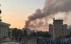 Ukraine: le siège du gouvernement endommagé après une attaque aérienne russe record