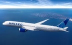 États-Unis : un avion d'United Airlines forcé d’atterrir après avoir percuté un objet mystérieux à 10 000 mètres d’altitude
