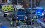 Le PM suédois : plusieurs morts et blessés dans un incident à un arrêt de bus à Stockholm