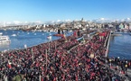 Des dizaines de milliers de personnes manifestent en faveur de Gaza à Istanbul