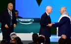 « Comment aurais-je pu prendre une photo avec une telle personne ? » : le président de la fédération palestinienne de football refuse de saluer son homologue israélien