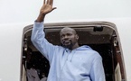 Le départ en vacances du président Mamadi Doumbouya vu par la presse africaine (IA)