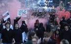 L’Italie dépêche d’autres soldats à Milan, des manifestations secouent l’Europe