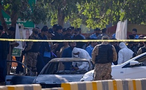 Pakistan: 12 morts dans un attentat-suicide à Islamabad