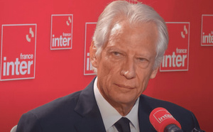 Statuettes reçues : Villepin reconnaît avoir commis "une erreur", accuse l'entourage de Sarkozy