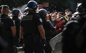 France: plus de 400 établissements scolaires fermés vendredi après une journée de mobilisation, le gouvernement recule