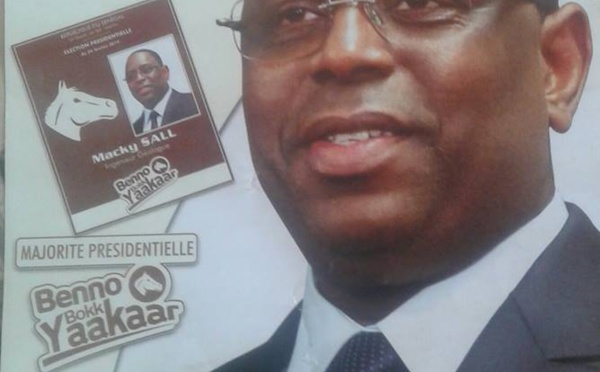 "La gueule de l'emploi": l'affiche électorale de Macky Sall