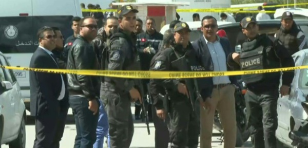 Attentat-suicide contre l’ambassade US de Tunis: cinq personnes arrêtées