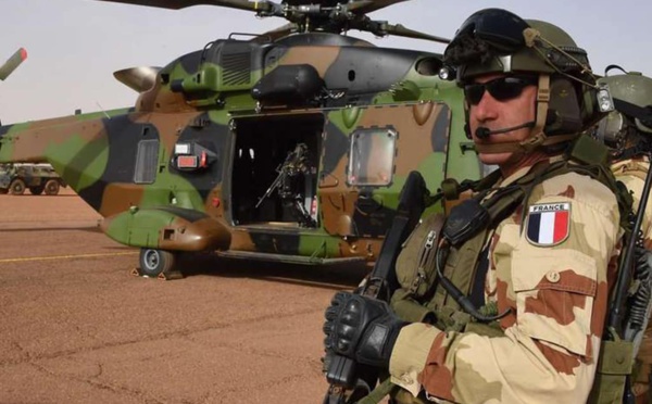 L’armée française tue plus de 50 djihadistes près de la frontière burkinabè