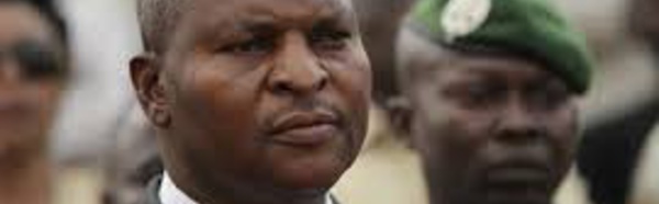 Centrafrique: des groupes armés menacent le pouvoir en cas de "hold-up électoral"