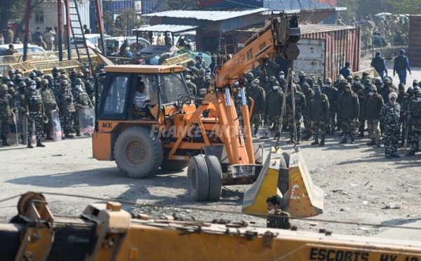 Sur demande des autorités de New Delhi, Twitter a réduit au silence des agriculteurs indiens