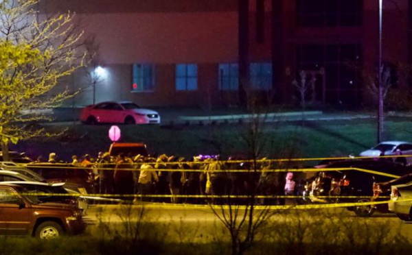 ETATS-UNIS: 8 morts dans une fusillade à Indianapolis