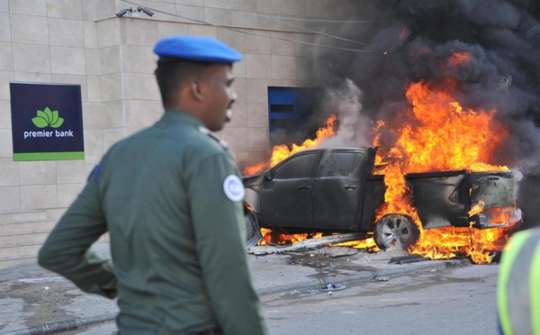SOMALIE: Attentat meurtrier contre un poste de police à Mogadiscio