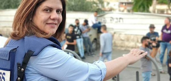 Shireen Abu Akleh, reporter d'al-Jazeera et icône du journalisme palestinien