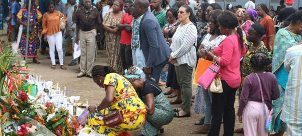 Naufrage d'un ferry au Gabon: le bilan s'alourdit à six morts et 31 disparus