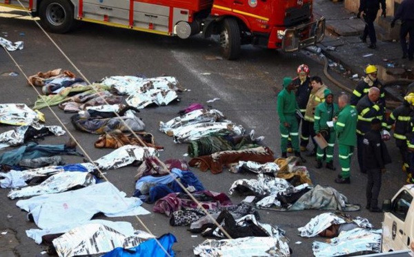Johannesburg - Douze enfants parmi 74 corps dénombrés dans l’incendie d’un immeuble