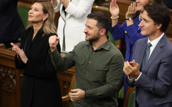 Le PM canadien regrette l'ovation du parlement á un homme qui a combattu pour les nazis
