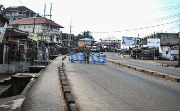 En Sierra Leone, la chasse à l’homme est ouverte après des affrontements ayant fait 13 morts dans l’armée