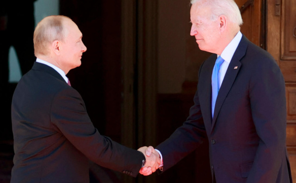 Biden qualifie Poutine de « salopard », le Kremlin outré
