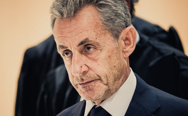 Après vingt jours en détention, Nicolas Sarkozy est sorti de prison
