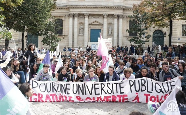 Université Paris 1 Panthéon-Sorbonne: Intervention policière sur fond de hausse des frais pour les étudiants étrangers