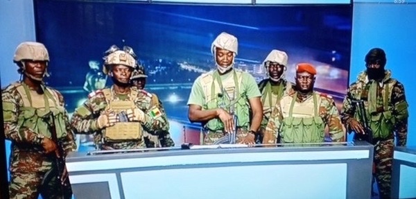 Tentative de putsch au Bénin: une trentaine de personnes écrouées