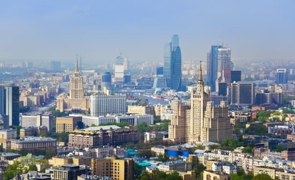 La Russie affirme que la Grande-Bretagne et la France complotent pour fournir des armes nucléaires à l’Ukraine