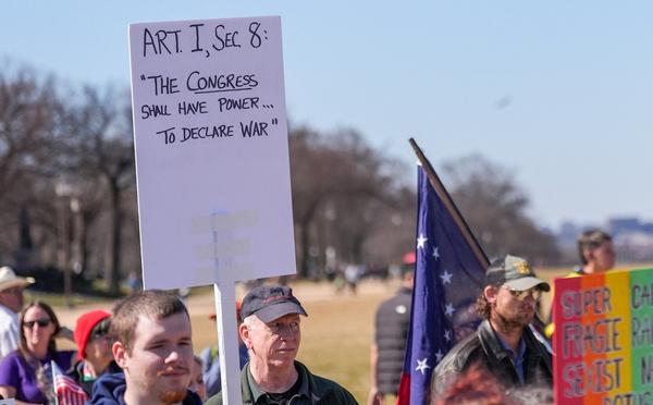 Frappes sur l’Iran - Qui a le pouvoir de lancer les États-Unis dans une guerre ?
