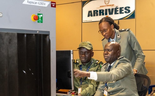 Près de 30 kg de cannabis en provenance du Maghreb saisis par les Douanes à l’aéroport Blaise Diagne