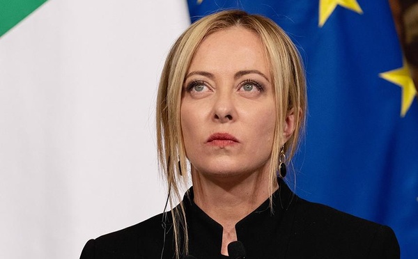 Italie : Meloni reconnaît son échec au référendum mais reste Première ministre