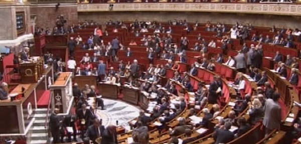 France / Pétition : Le cap des 500 000 signatures franchi contre la « loi Yadan »