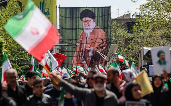 Hommage national à Ali Khamenei en Iran, tué il y a 40 jours