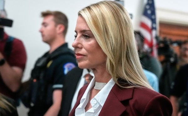 Affaire Epstein - L’ex-procureure générale Pam Bondi refuse de témoigner sur Trump