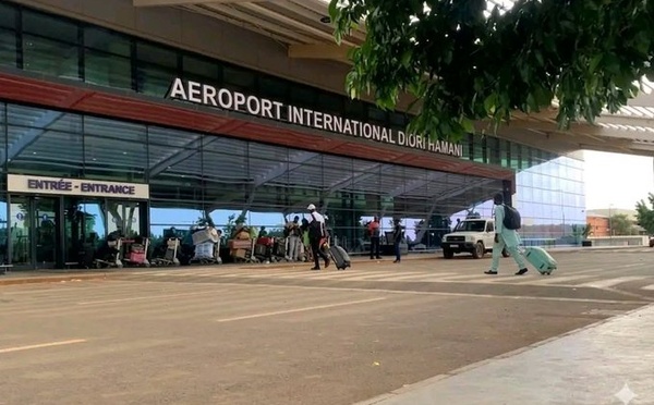 Le Niger repousse une nouvelle attaque contre l'aéroport de Niamey