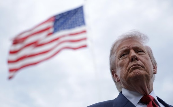 Donald Trump soupçonné d'avoir profité d’une chute boursière qu'il a lui-même provoquée