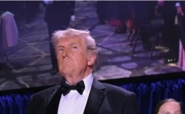 Dîner des correspondants - Trump livre un discours décousu et truffé d’insultes