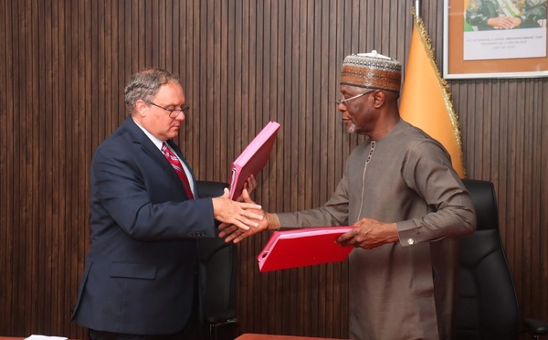 Le Niger et le groupe canadien Zimar signent une convention de construction d'une raffinerie de pétrole