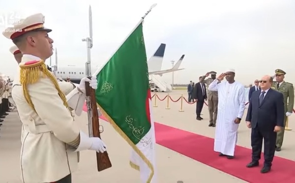 Le premier ministre malien à Alger pour relancer les relations entre les deux pays