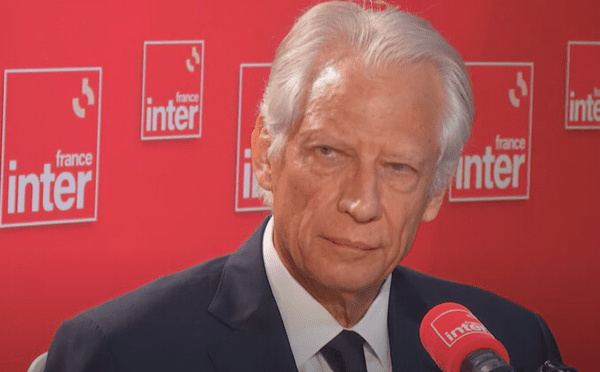 Présidentielle 2027 : Villepin affirme vouloir être candidat et disposer de « plusieurs centaines de parrainages »