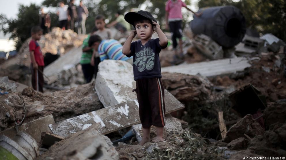 gaza enfants ruines gaza enfants ruines