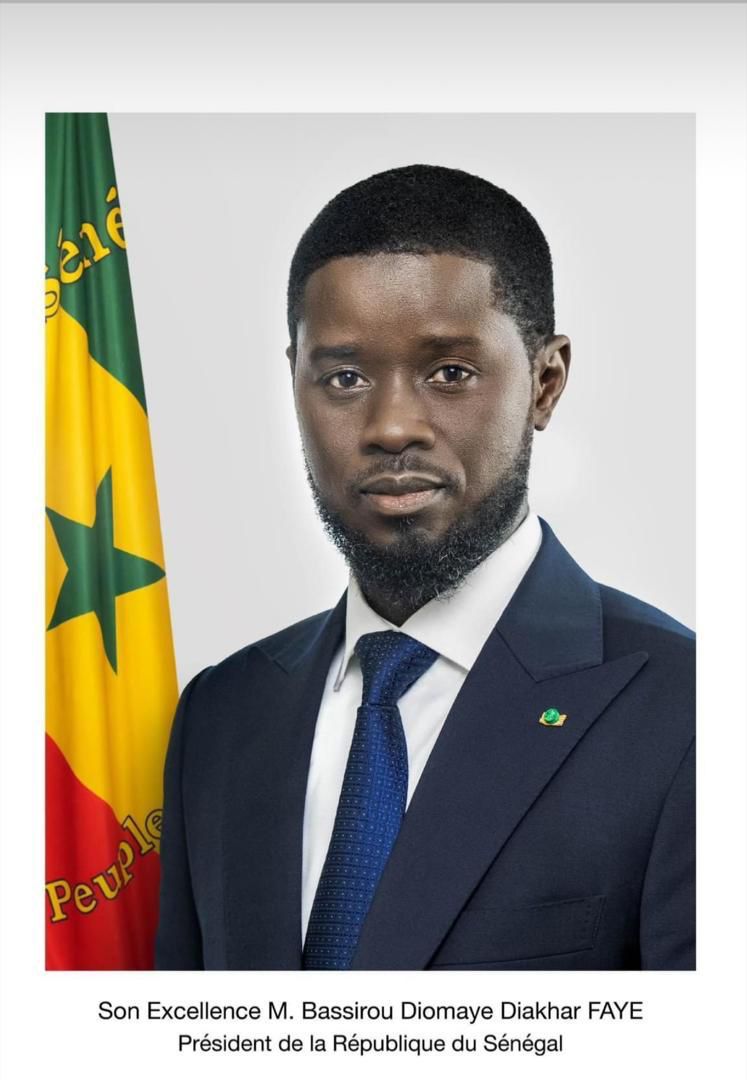 Diomaye-Photo officielle Diomaye-Photo officielle